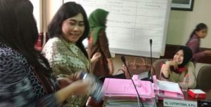 Arisan Srikandi Anggota DPRD Surabaya, Menuai Kritikan Pedas
