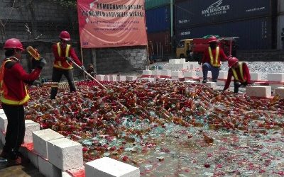 Barang Impor Ilegal yang Rugikan Negara Hingga Rp 1,2 M Dimusnahkan