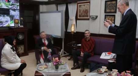 Wawali Liverpool Siap Kembangkan Kerja Sama 5 Bidang dengan Surabaya