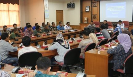 Ternyata Ini Yang Membuat Sambari Kumpulkan Pengusaha Angkutan Berat Di Kantor Bupati