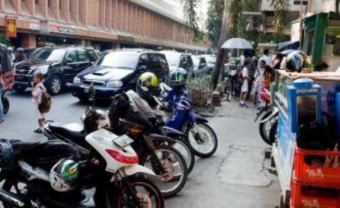YLPK Sebut di Surabaya Masih Marak Parkir Liar Tanpa Karcis