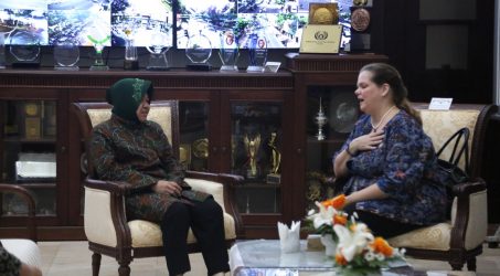 Konsul Jendral AS di Surabaya Pamitan