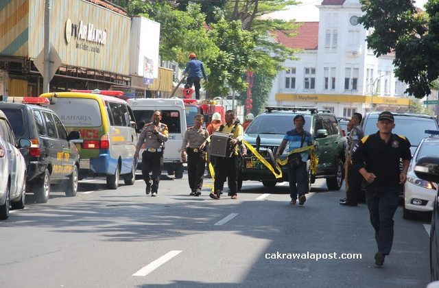 Foto – foto Paska Ledakan di Mapolrestabes Surabaya