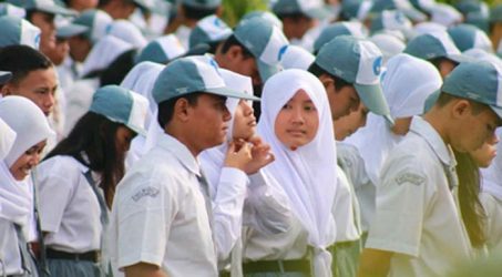 Warga Surabaya Keluhkan Rencana Kenaikan SPP SMA/SMK
