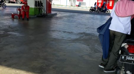 Adem Ayem Warga Probolinggo Sambut Kenaikan Harga BBM