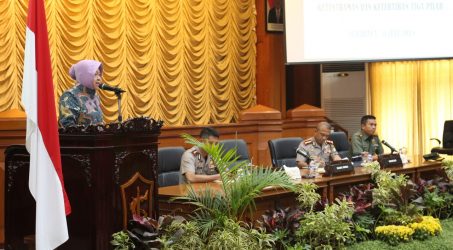 Kumpulkan Tiga Pilar, Wali Kota Risma Minta Pencegahan Terorisme Terus Digalakkan