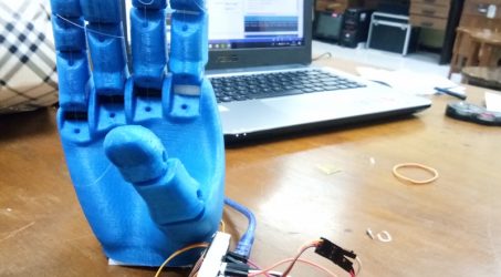 Tangan Buatan Mahasiswa UNAIR, untuk Pasien Amputasi