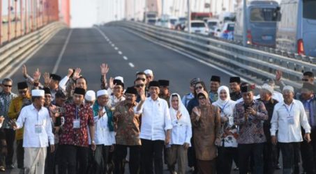 Tol Suramadu Digratiskan, Ini yang Dilakukan Bupati Bangkalan Terhadap Pelabuhan Kamal