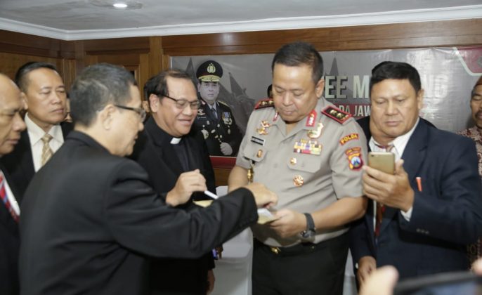 Kapolda Jatim Ajak Pimpinan Gereja Tangkal Hoaks