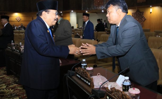 Jelang Pilpres, Pak De Karwo Minta Zero Demo di Jatim