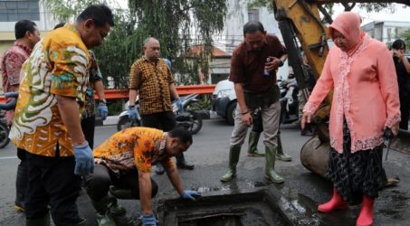 Curah Hujan Mulai Tinggi Pemkot Intensifkan Pengecekan Saluran