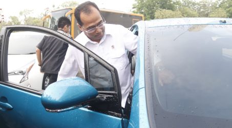 ITS Dipercaya Lakukan Pengujian Mobil Hybrid