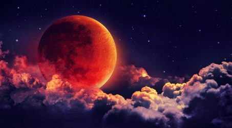 Siap siap, ada Super Blood Moon di Januari 2019