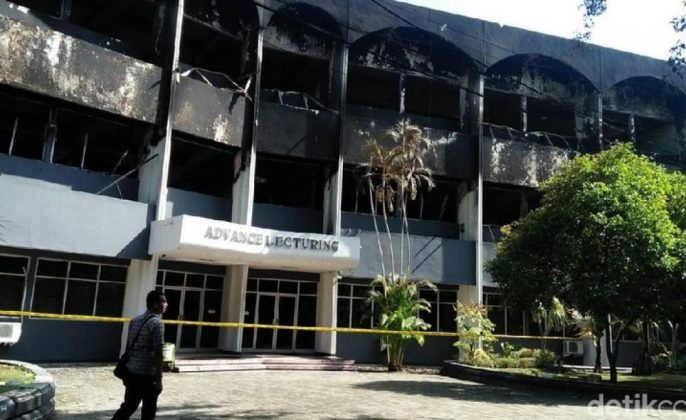 Kampus Undar Jombang Terbakar, Begini Penjelasan Polisi