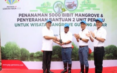 Pertamina EP Bantu 5.000 Bibit Mangrove dan 2 Perahu