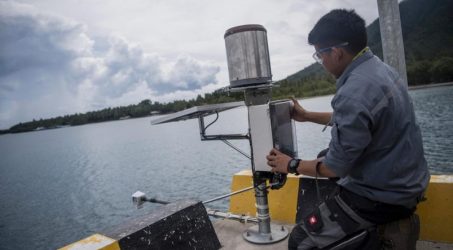 BMKG Pasang Sensor Antisipasi Dampak Erupsi Gunung Anak Krakatau