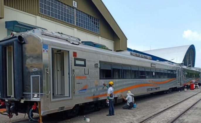 BUMN PT INKA Akan Produksi Kereta Pesanan PT KAI