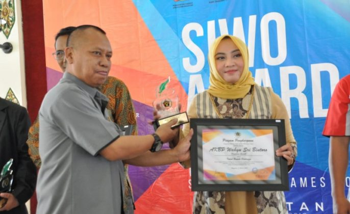 Peduli Olahraga, Kapolres Gresik Terima Penghargaan SIWO Award 2019