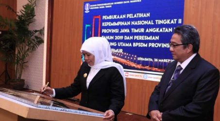 Gubernur Minta pemimpin OPD Mampu Berfikir Terbuka Pada Perubahan Zaman