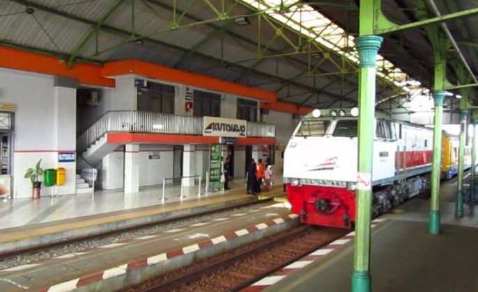 Tiket KA Lebaran di Daop 8 Masih Tersedia 60 persen
