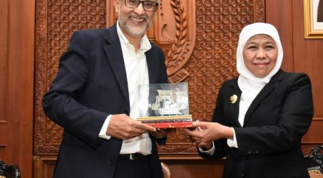 Jatim – Inggris Tingkatkan Kerjasama Pendidikan Vokasi dan Investasi