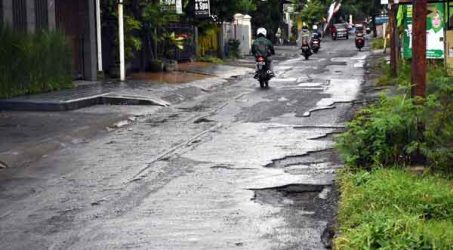 Kota Malang darurat jalan Berlubang