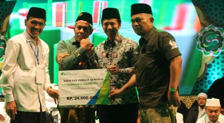 Wagub Emil : Pendidikan Pesantren dan Swasta dibiayai, namunc masih didiskusikan.
