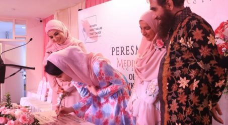 Resmikan Klinik kecantikan, Arumi : Saatnya Kesempatan bagi Perempuan Jaman Now