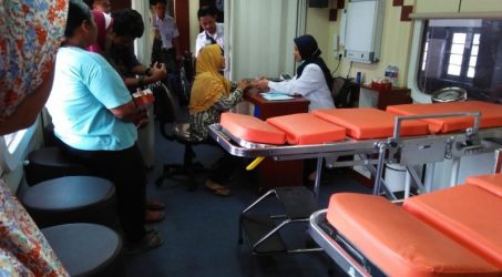 KAI gelar pemeriksaan kesehatan gratis “rail clinic” di Jember