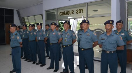 Sebanyak 17 Perwira Lantamal V Naik Pangkat