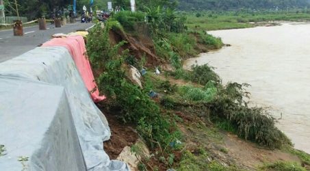 PU Bina Marga Jatim Mulai Perbaiki Jalan Akibat Longsor di Kabupaten Pacitan