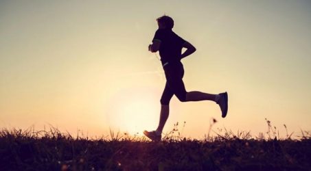 Sosialisasi menyehatkan,  KPU Jatim Gelar Pemilu Run 2019 Bagi Umum
