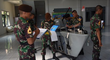 Taruna AAL Timba Ilmu di KRI 517 dan Kal kadet V – 06