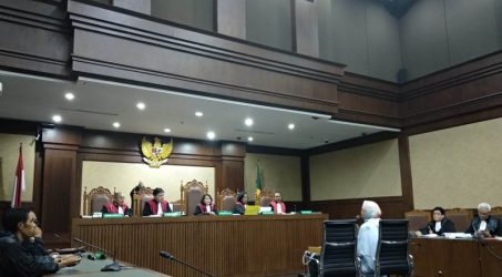 Mantan Direktur Pertamina Karen Agustiawan dituntut 15 tahun penjara