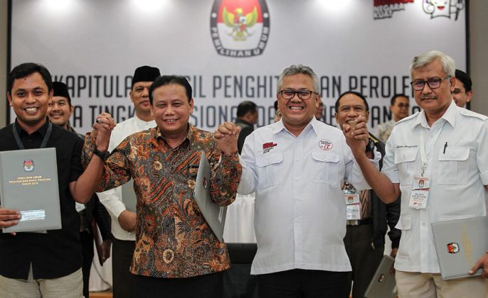 Penetapan KPU: Jokowi-Ma’ruf 55,50%, Prabowo-Sandi 44,50%