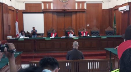 Ahmad Dhani divonis satu tahun penjara