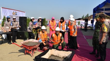 Danrem 082/CPYJ Letakkan Batu Pertama Satpas Polresta Mojokerto