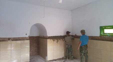 Direnovasi TNI AD. Ust Bambang : Terima Kasih Mushola Al Amin telah Direnovasi jadi lebih