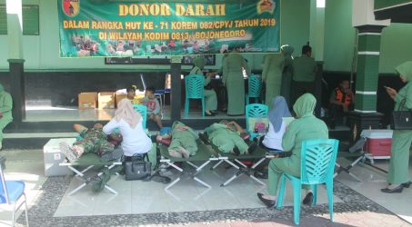 Peringati Ke- 71 Tahun, Korem 082/CPYJ, Kodim Bojonegoro Gelar Donor Darah
