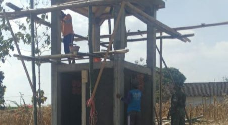 Wujudkan Pemenuhan Kebutuhan Air, Satgas TMMD Bojonegoro Bangun Sarpras Air Bersih
