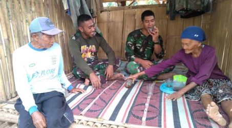 Asyiknya Kebersamaan Satgas TMMD ke 105 Kodim 0825/Banyuwangi Bersama Masyarakat