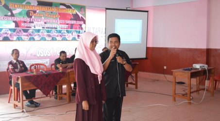 Satgas TMMD Kodim 0825/Banyuwangi Berikan Wasbang ke Siswa SMK