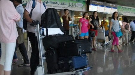 Tiket Pesawat Turun Belum Berdampak di Bandara Juanda