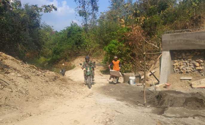 Ternyata Jalanan di Dusun Bunten Bojonegoro Setara dengan Arena Motor Trail