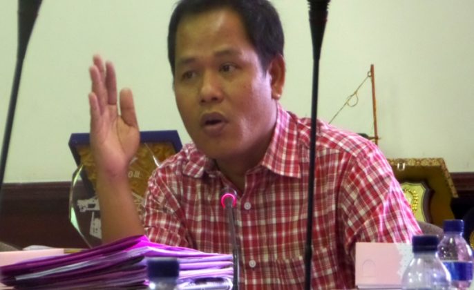 Saifudin zuhri Ketua Fraksi PDI P DPRD Surabaya