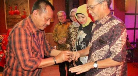 Pemprov Akan Bantu Giat KPK Menyelidiki Korupsi Di Jatim