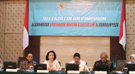 10 Nama Capim KPK Diserahkan ke Jokowi