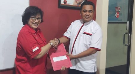 Dapat Dukungan Masyarakat, Warsito Daftar Cawawali Lewat PDIP