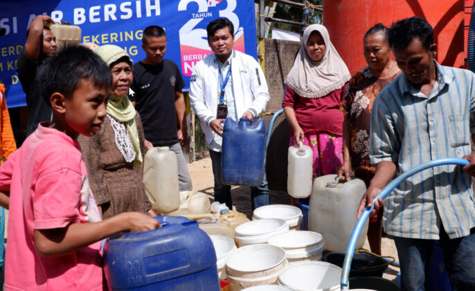 Kekeringan di Jatim dan Sulsel, XL Axiata Kirim Bantuan Air Bersih