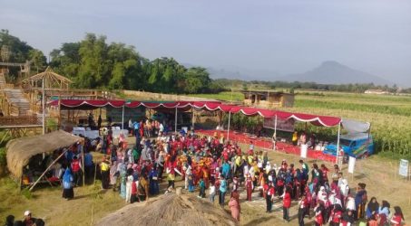 Hari HAN 2019, Ratusan Siswa di Situbondo Bermain Permainan Tradisional